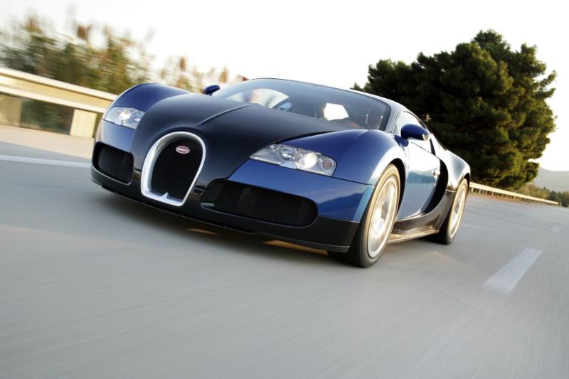 Bugatti revela (finalmente) seu superesportivo para o Gran Turismo 6