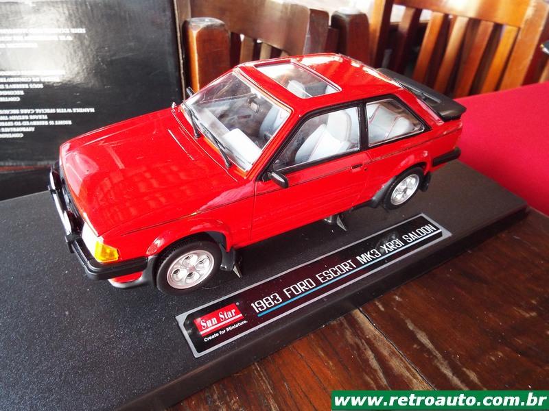 Miniatura F1 Carro de Corrida Vermelho 1:55 Siku